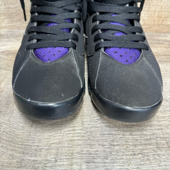 Size 11- Jordan 7 Retro Bucks Away, Ray Allen 2019 - Picture 3 of 14